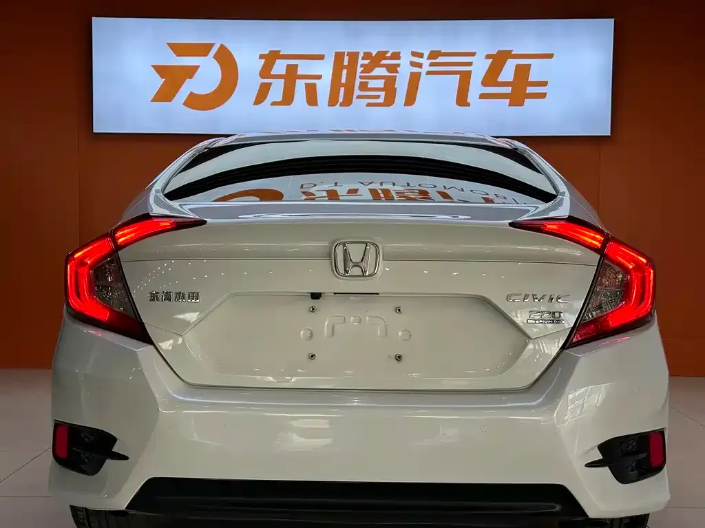 Honda Civic 2021 из CN, фото 4