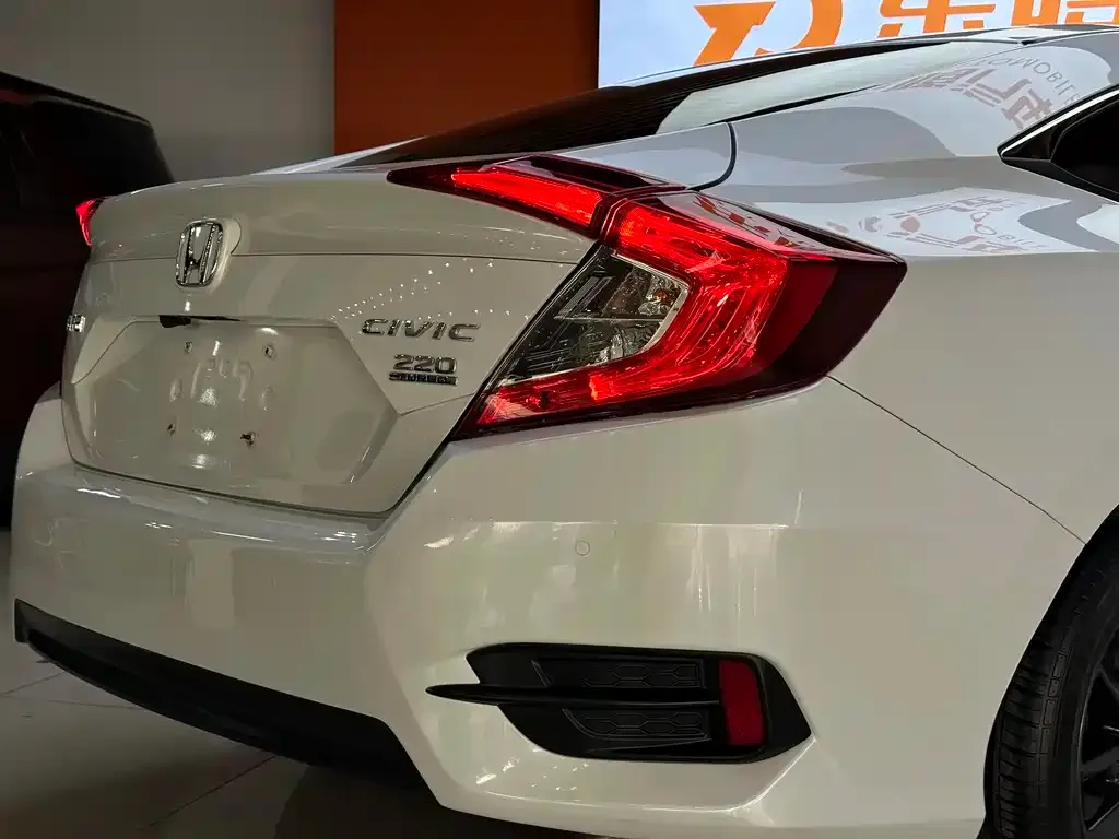 Honda Civic 2021 из CN, фото 7