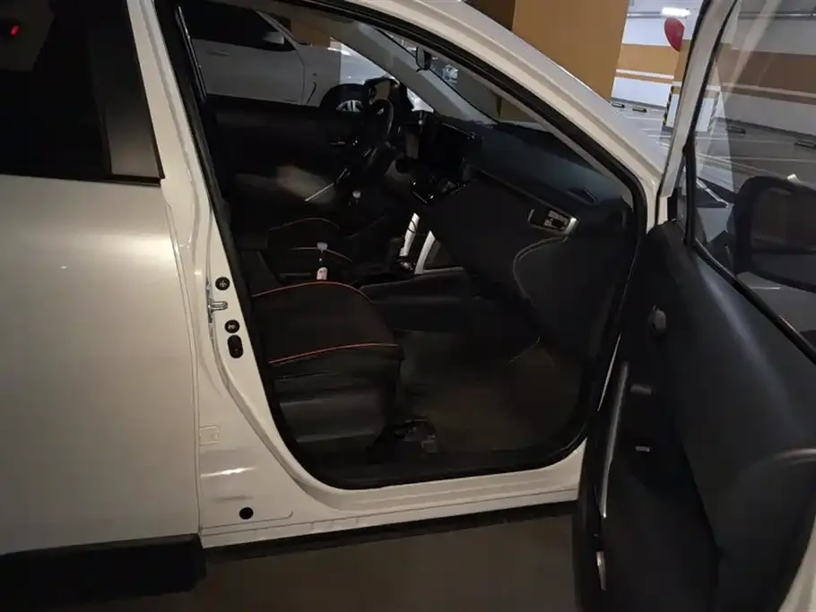 Toyota Frontlander 2024 из CN, фото 8