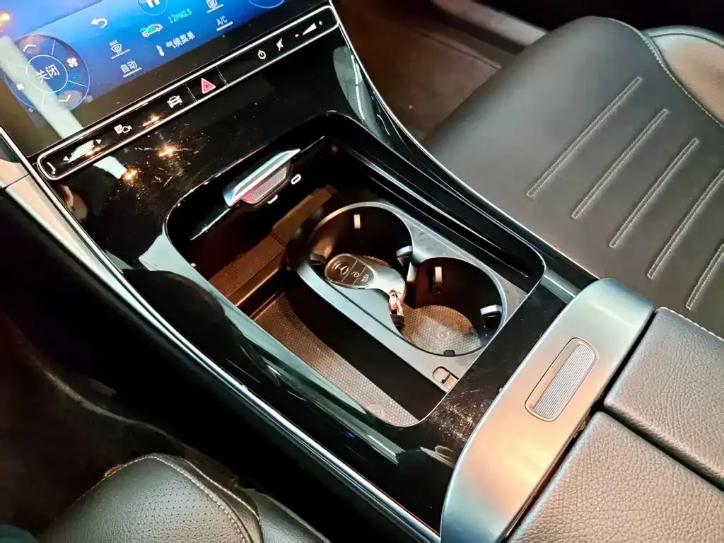 Mercedes-Benz C-Class 2023 из CN, фото 7