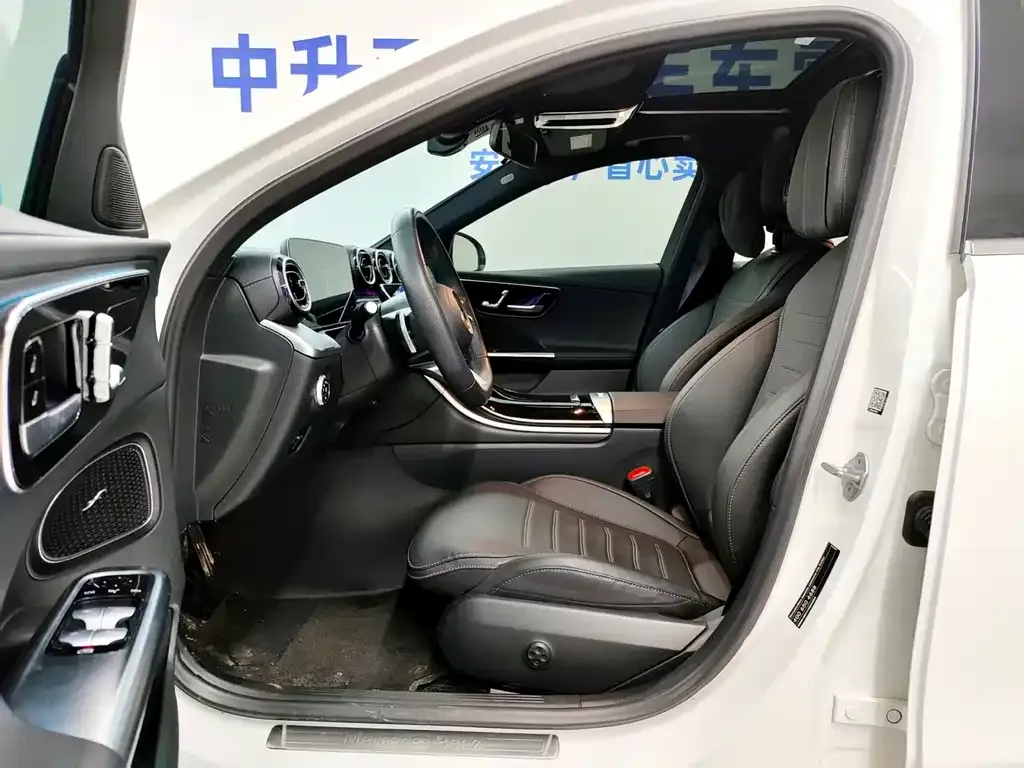 Mercedes-Benz C-Class 2023 из CN, фото 4