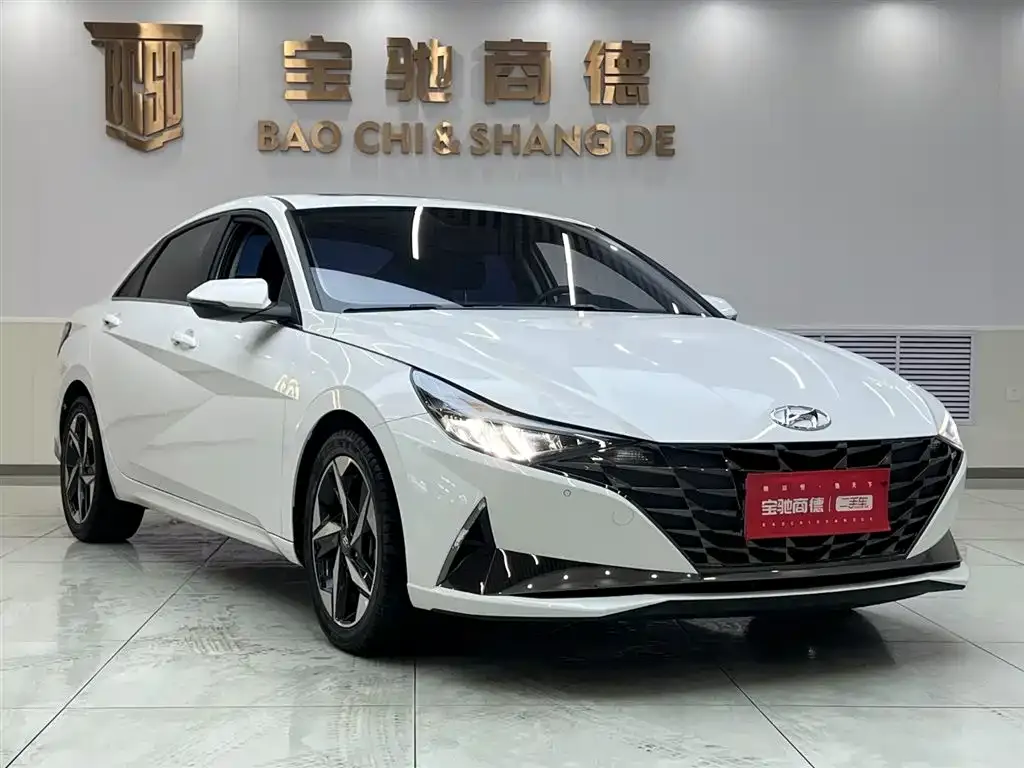 Hyundai Elantra 2023 из CN, фото 9