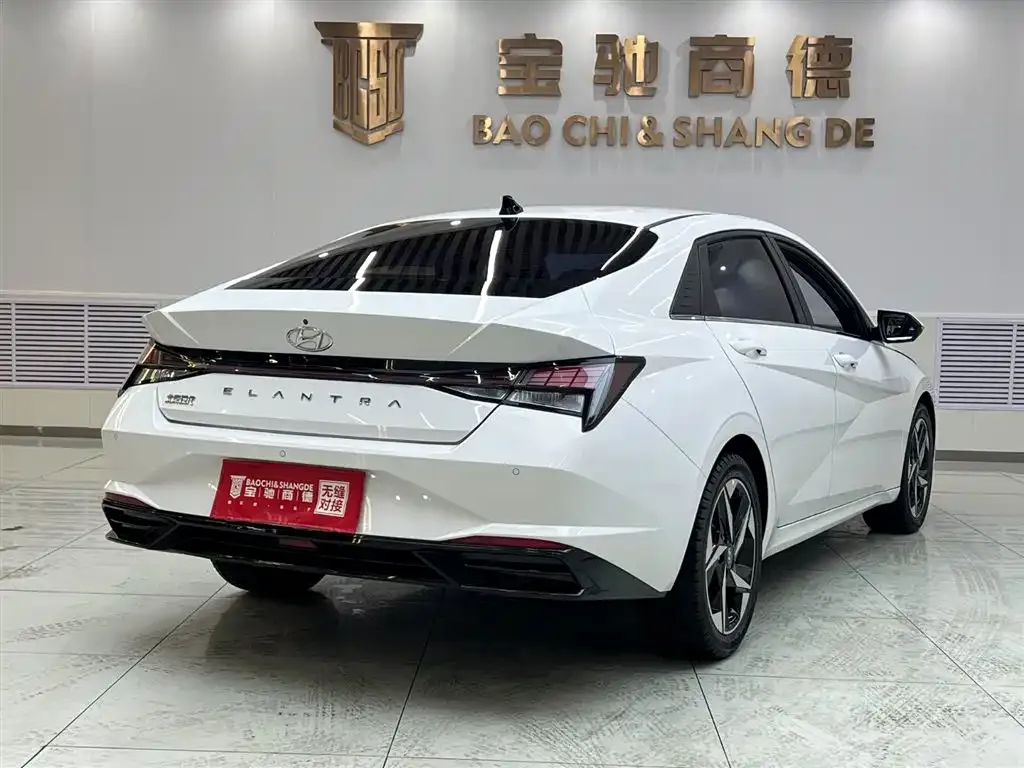 Hyundai Elantra 2023 из CN, фото 8