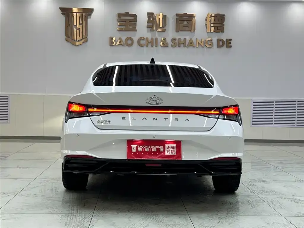 Hyundai Elantra 2023 из CN, фото 6