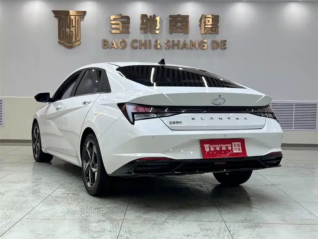 Hyundai Elantra 2023 из CN, фото 7
