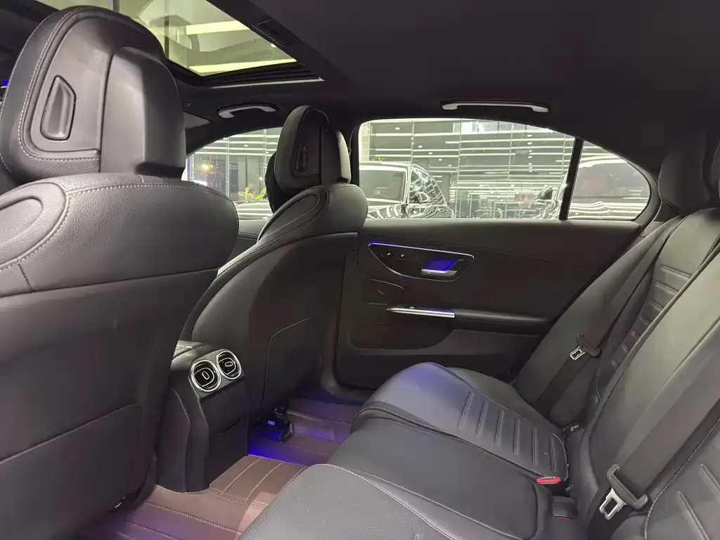 Mercedes-Benz C-Class 2023 из CN, фото 3