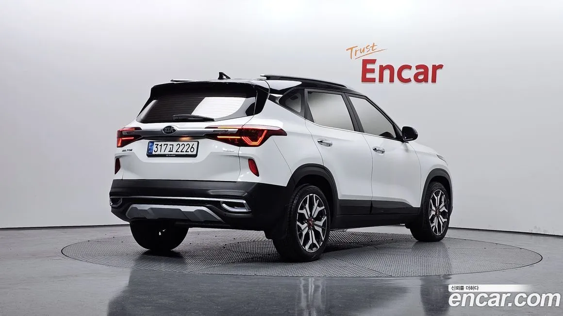 Kia Seltos 2022 из KR, фото 2