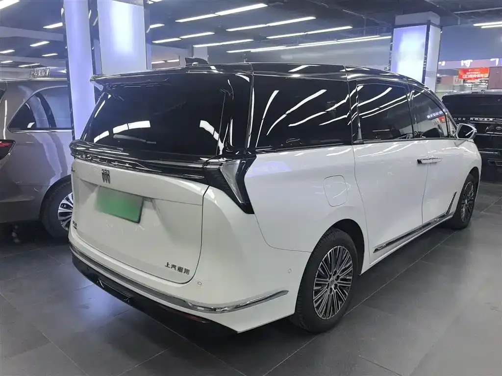 Buick GL8 Hybrid 2024 из CN, фото 9