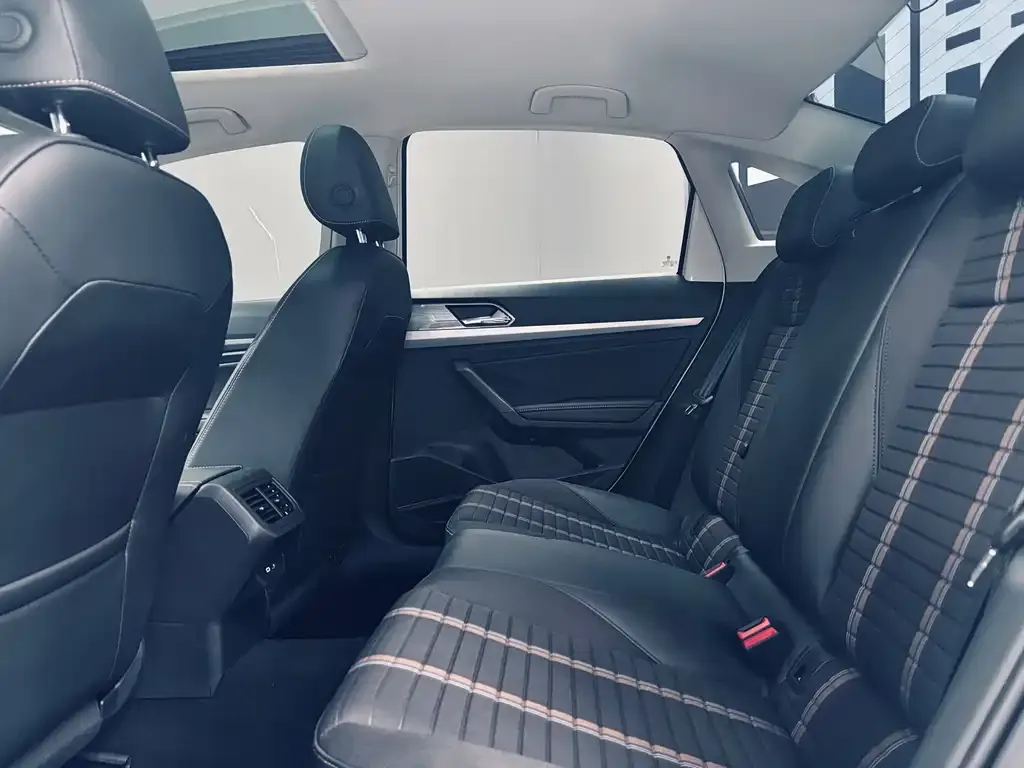 Volkswagen Lavida 2022 из CN, фото 10