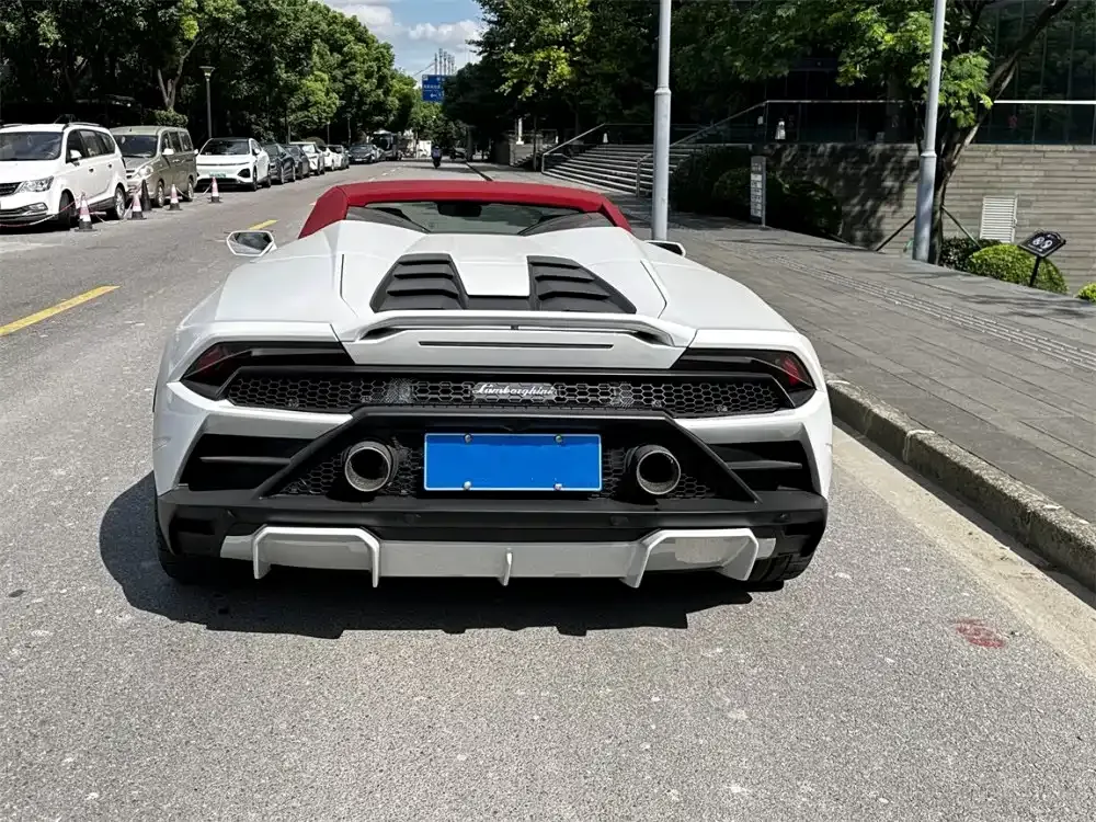 Lamborghini Huracan 2023 из CN, фото 9