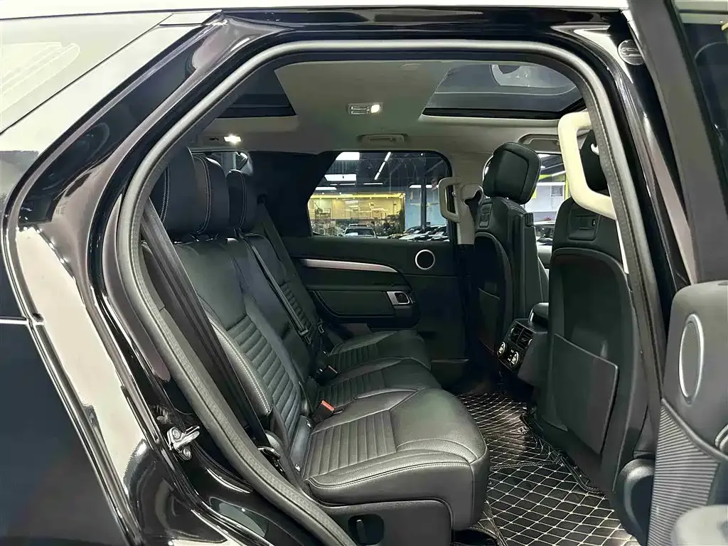 Land Rover Discovery 2021 из CN, фото 9