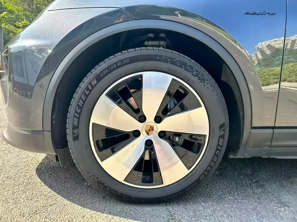 Porsche Macan EV — фото 3