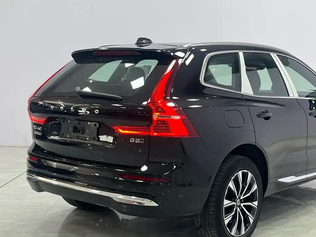 Volvo XC60 2025 из CN, фото 5
