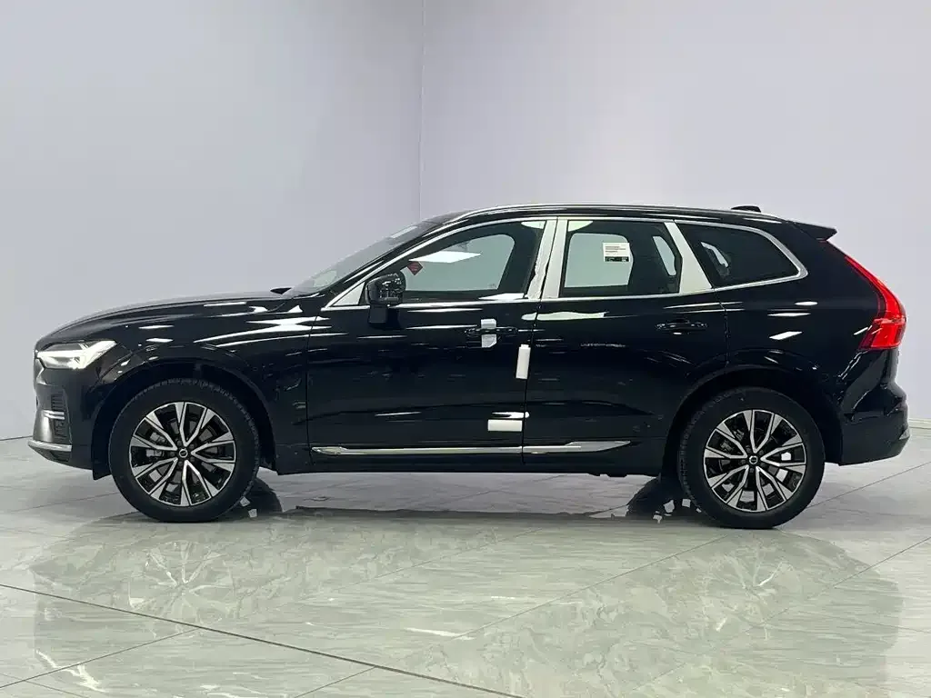 Volvo XC60 2025 из CN, фото 9