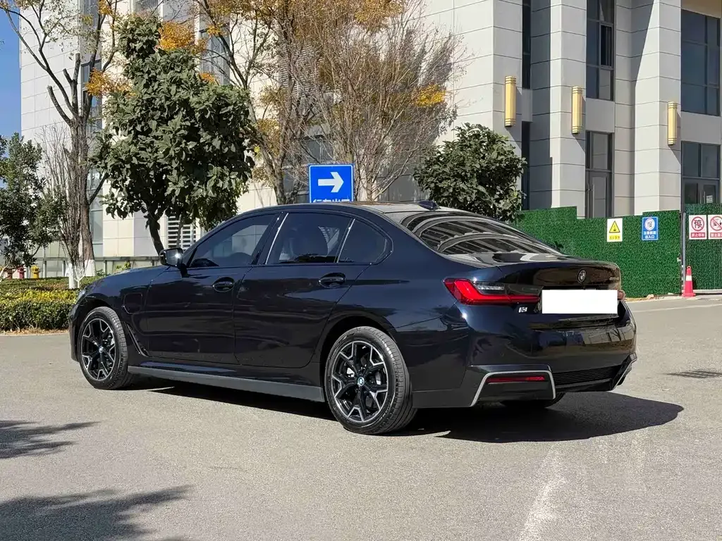 BMW i3 2024 из CN, фото 4