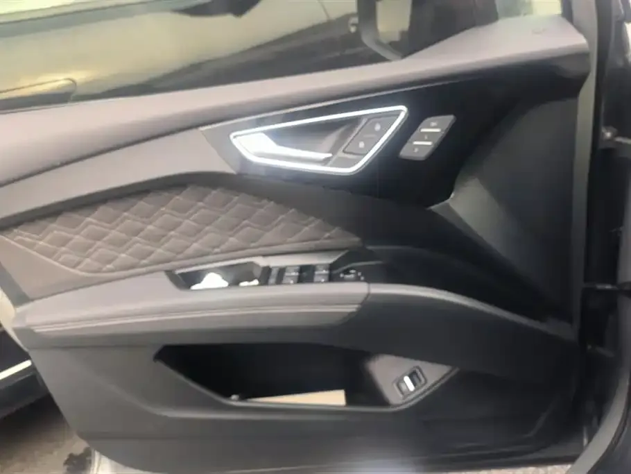 Audi Q4 e-tron 2023 из CN, фото 4