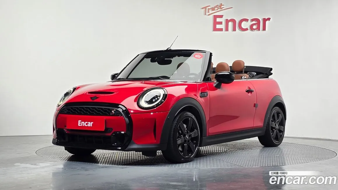 Mini Cooper Convertible — фото 1