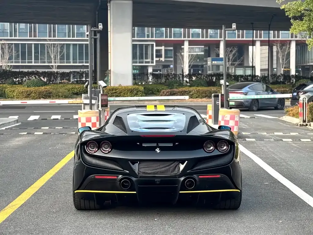 Ferrari F8 2023 из CN, фото 4