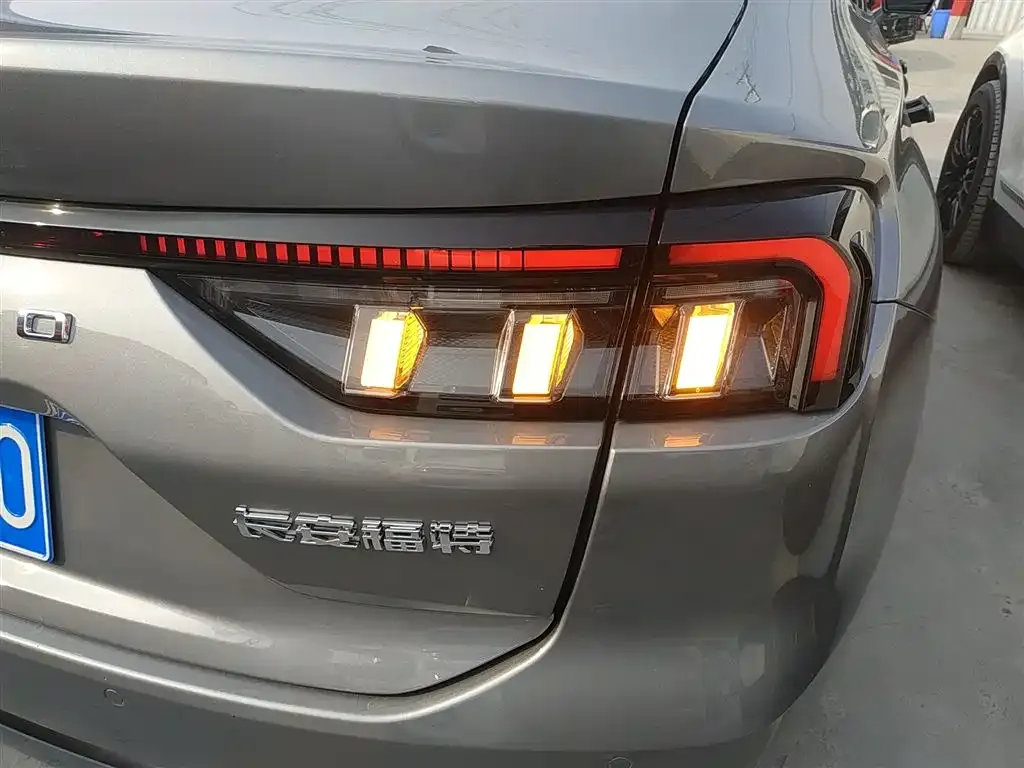 Ford Mondeo 2022 из CN, фото 6