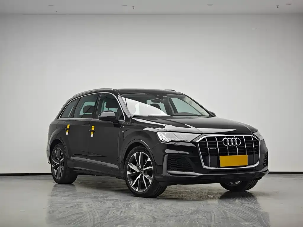 Audi Q7 2024 из CN, фото 8