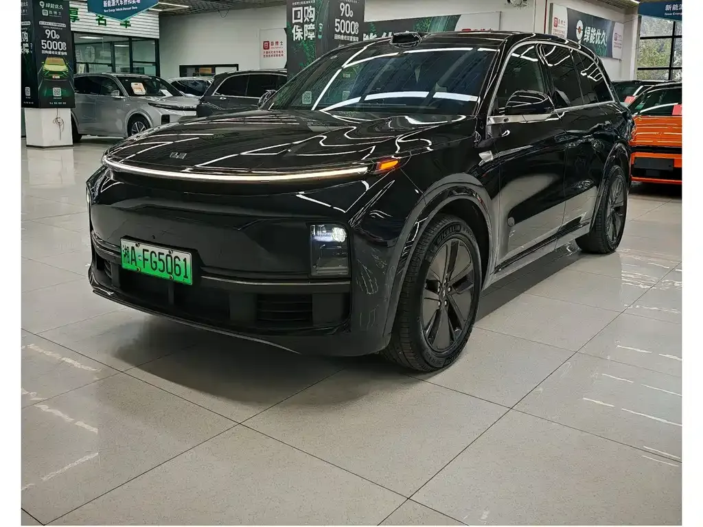 Li Auto L8 2024 из CN, фото 1