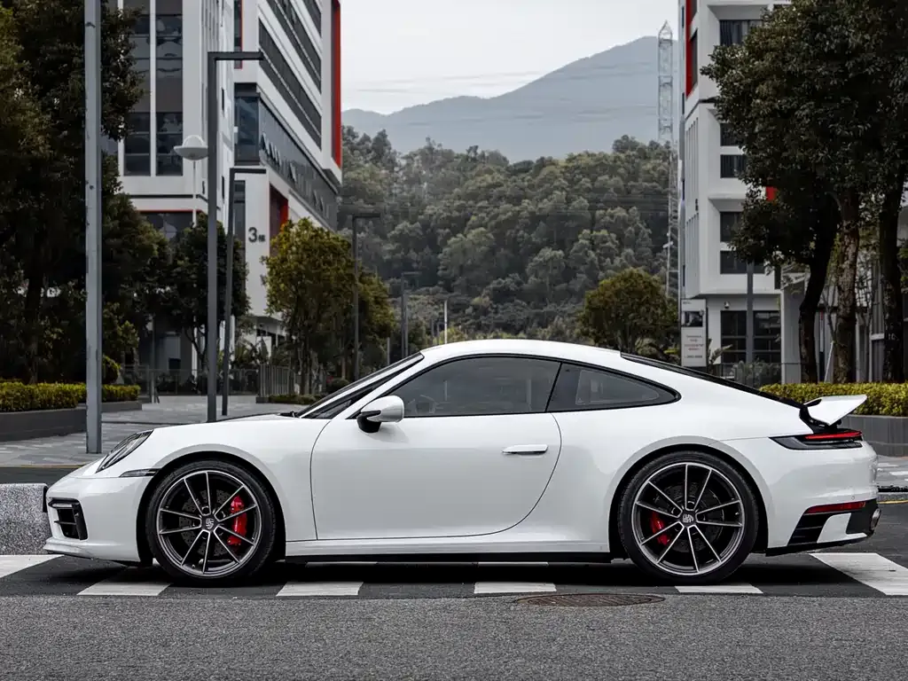 Porsche 911 2022 из CN, фото 7