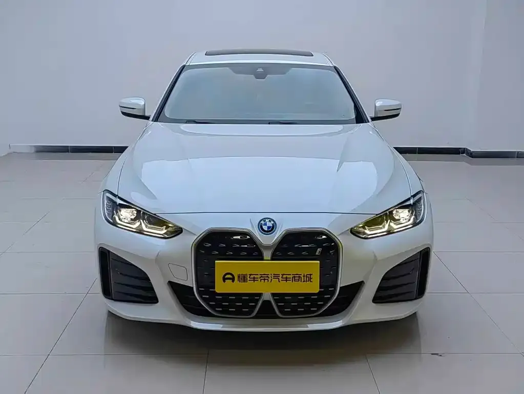 BMW i4 2025 из CN, фото 4
