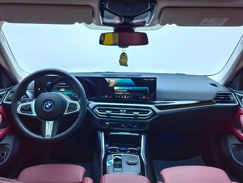 BMW i4 2025 из CN, фото 7