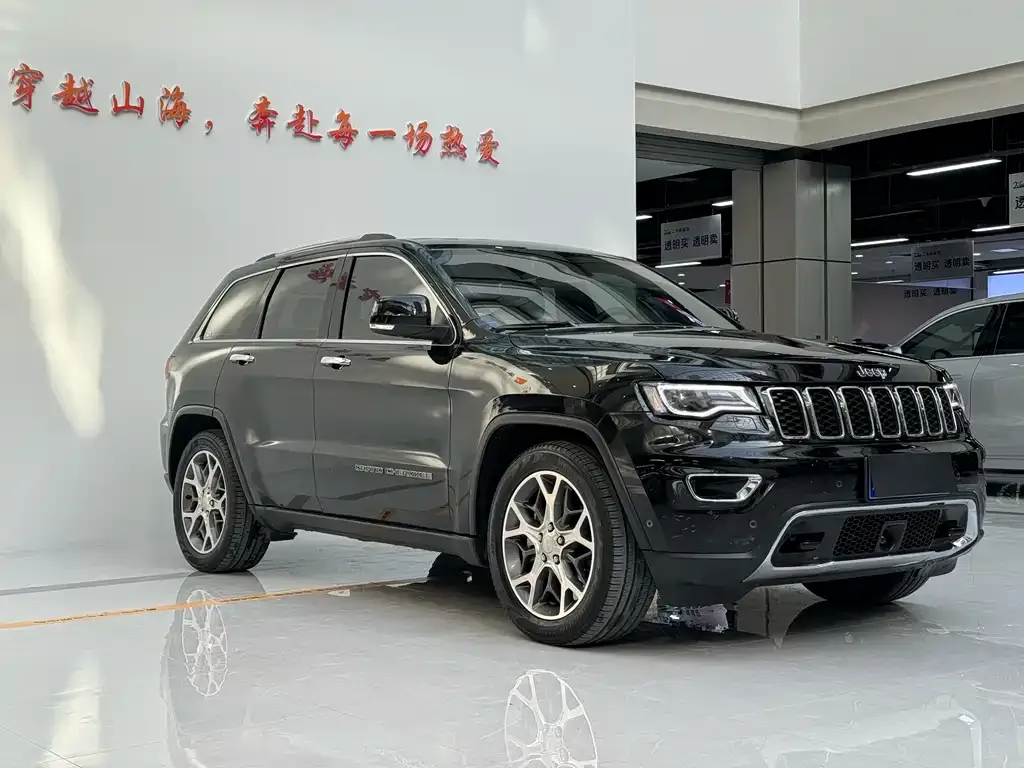 Jeep Grand Cherokee (Import) 2022 из CN, фото 7