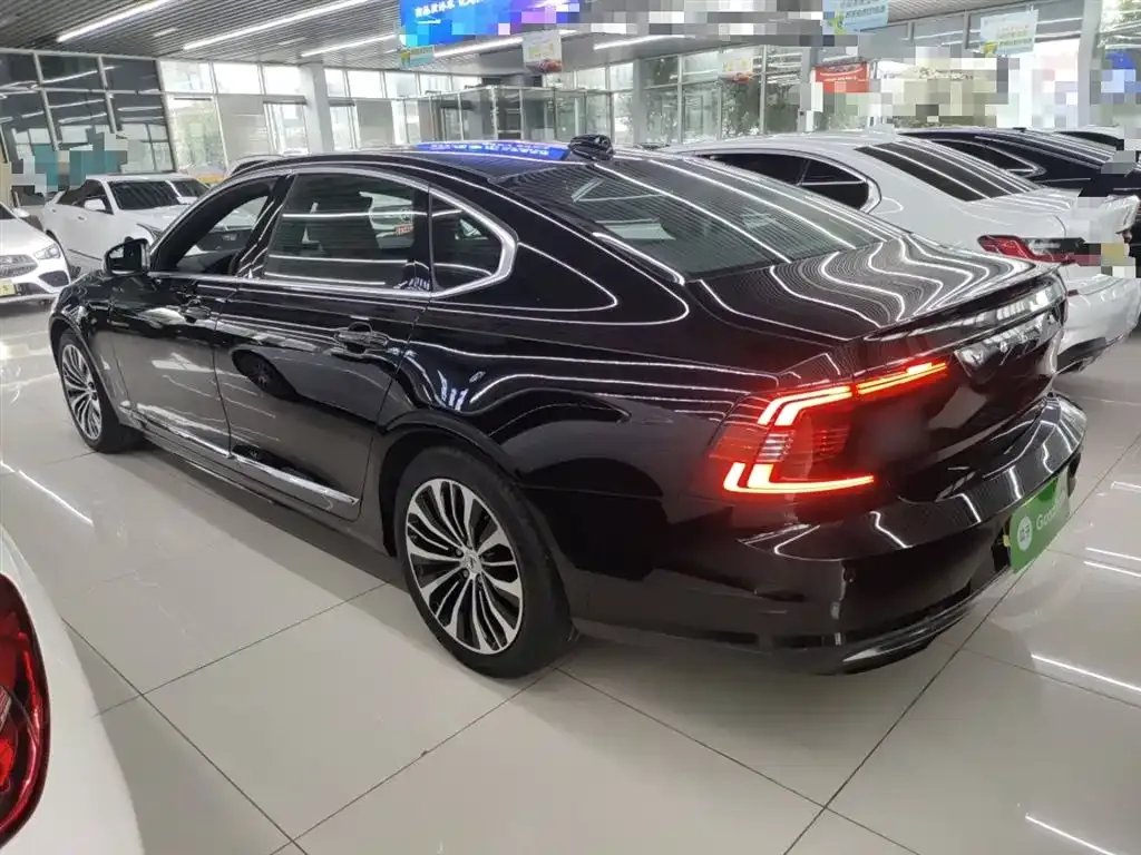 Volvo S90 2024 из CN, фото 7
