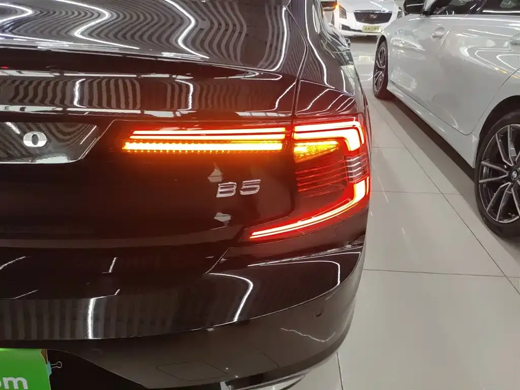 Volvo S90 2024 из CN, фото 9