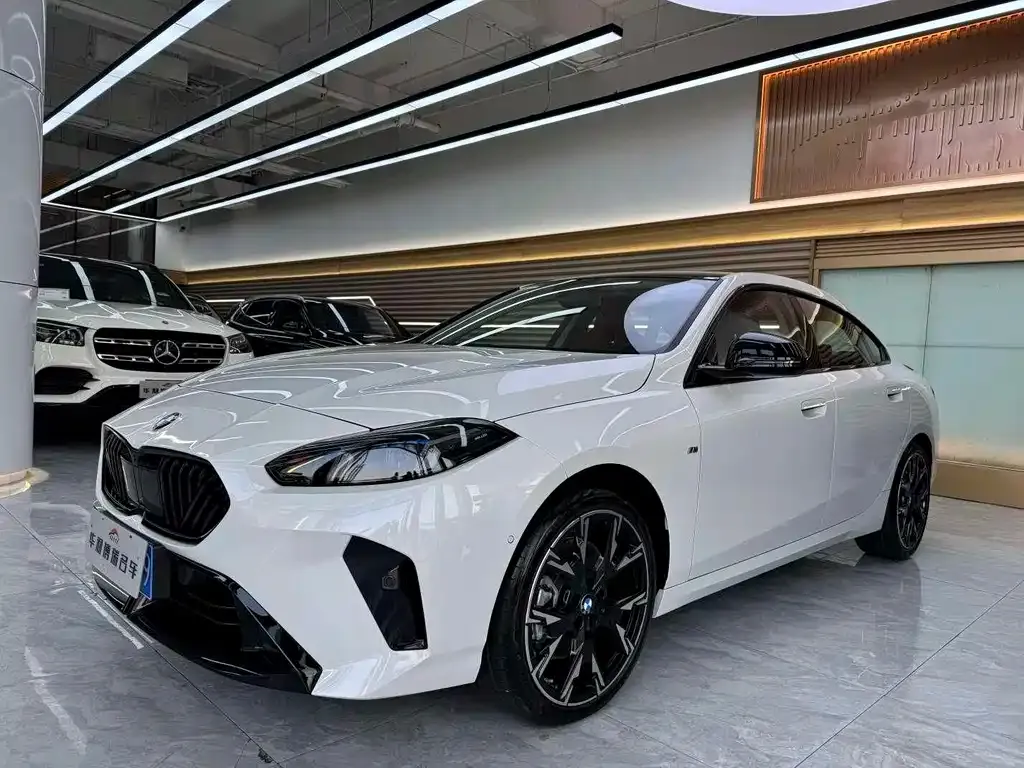 BMW 2 Series — фото 1