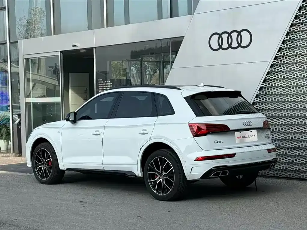 Audi Q5L 2024 из CN, фото 5