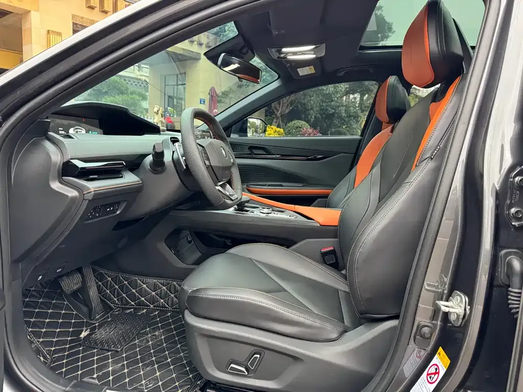 Changan UNI-V 2023 из CN, фото 5