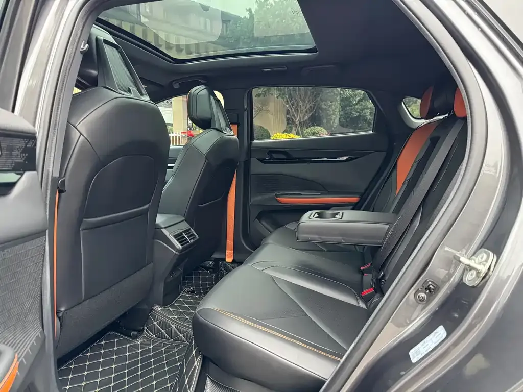 Changan UNI-V 2023 из CN, фото 3