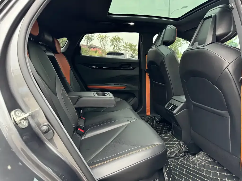 Changan UNI-V 2023 из CN, фото 6