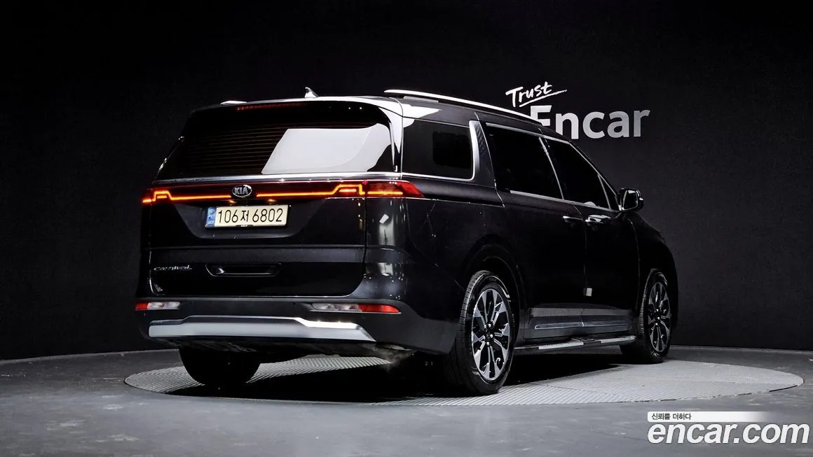 Kia Carnival — фото 2