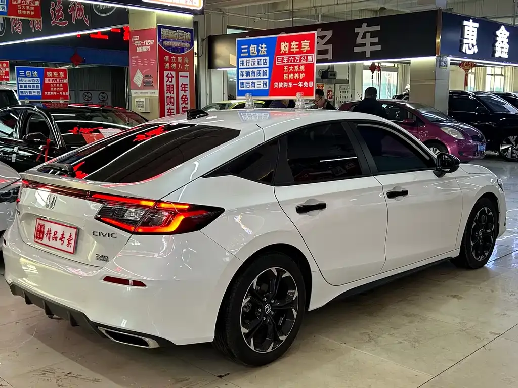 Honda Civic 2023 из CN, фото 8