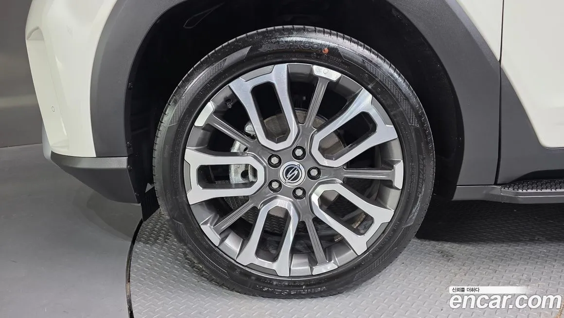 KG Mobility (Ssangyong) Torres — фото 10