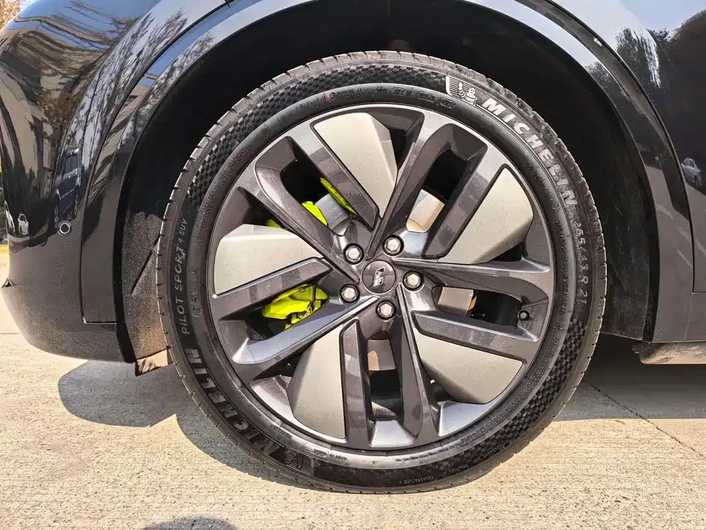 Li Auto L8 2025 из CN, фото 9