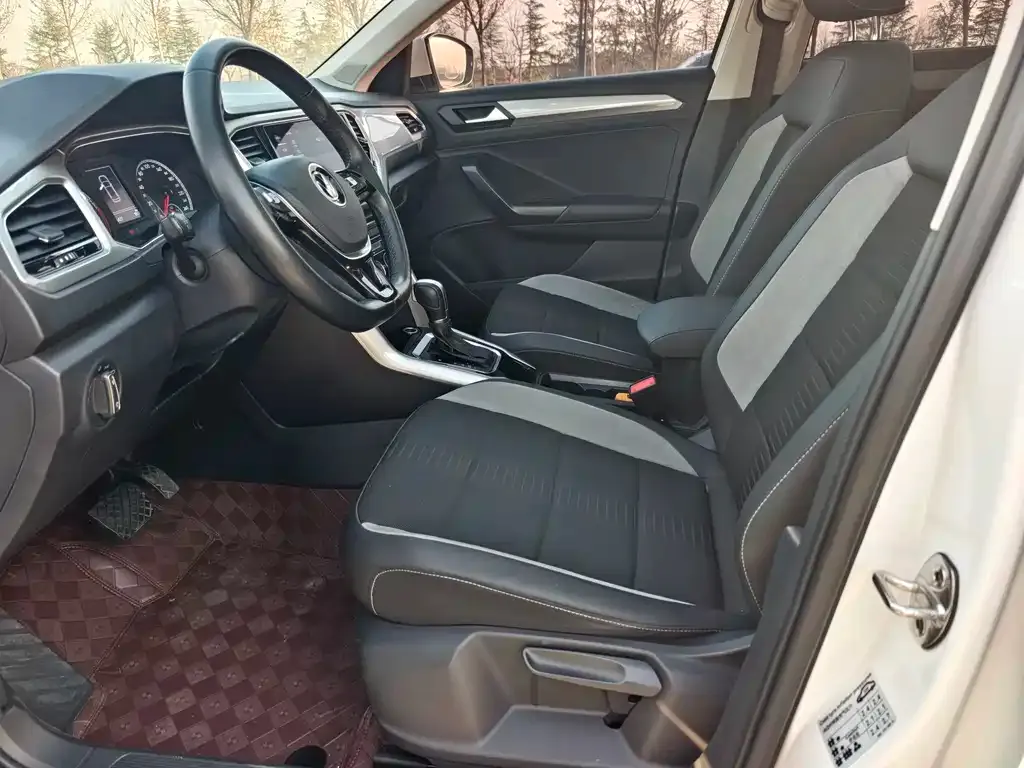Volkswagen T-Roc 2022 из CN, фото 9