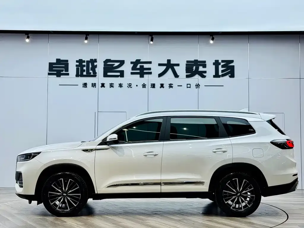 Chery Tiggo 8 PLUS — фото 4