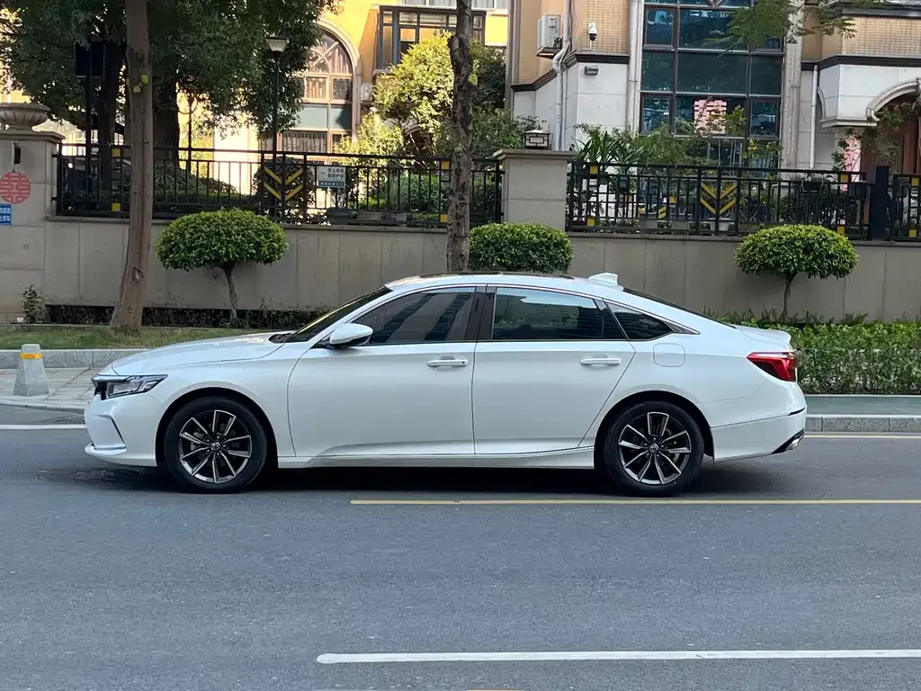 Honda Inspire 2022 из CN, фото 9