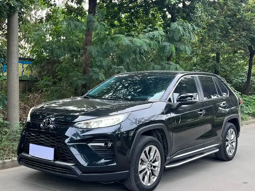 Toyota Wildlander — фото 1