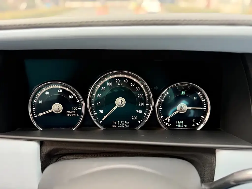 Rolls-Royce Cullinan 2021 из CN, фото 2