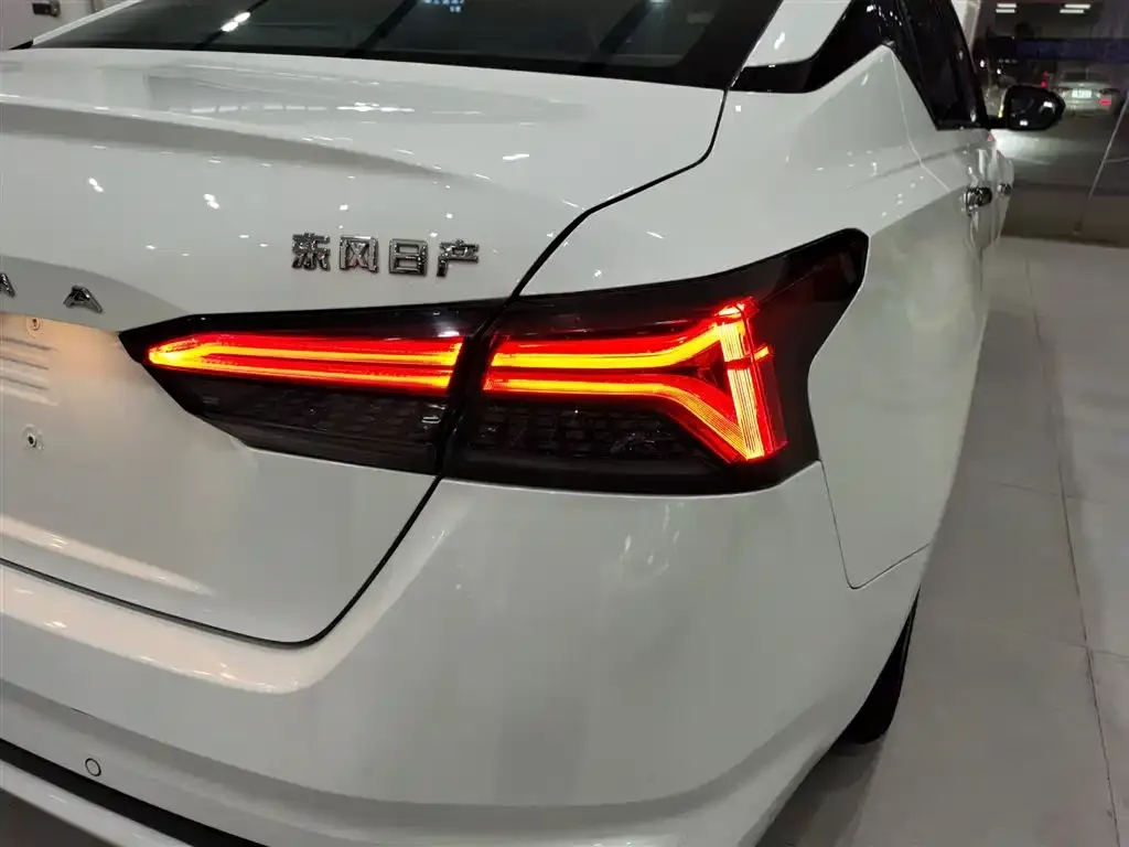Nissan Teana 2023 из CN, фото 8