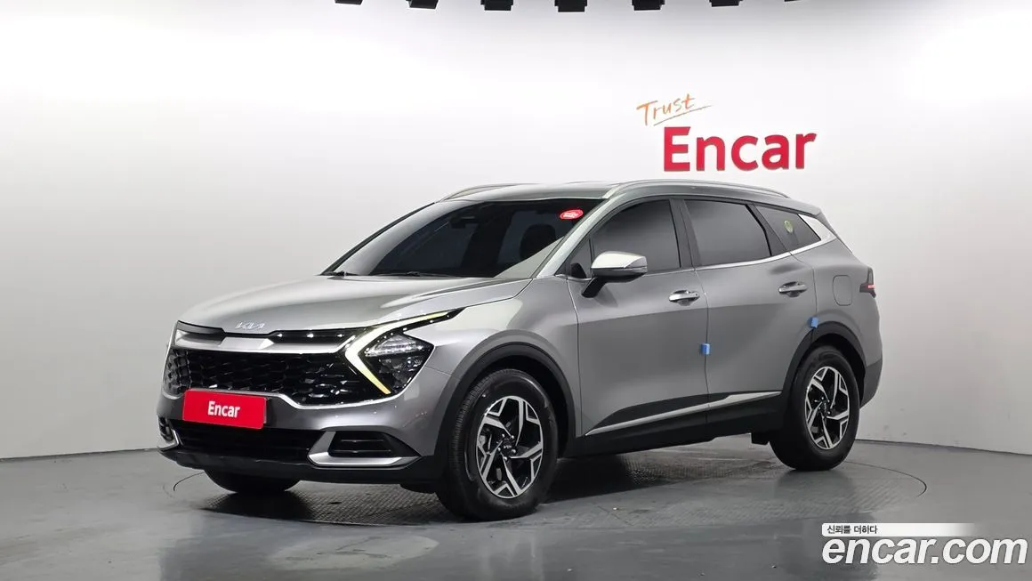 Kia Sportage — фото 1