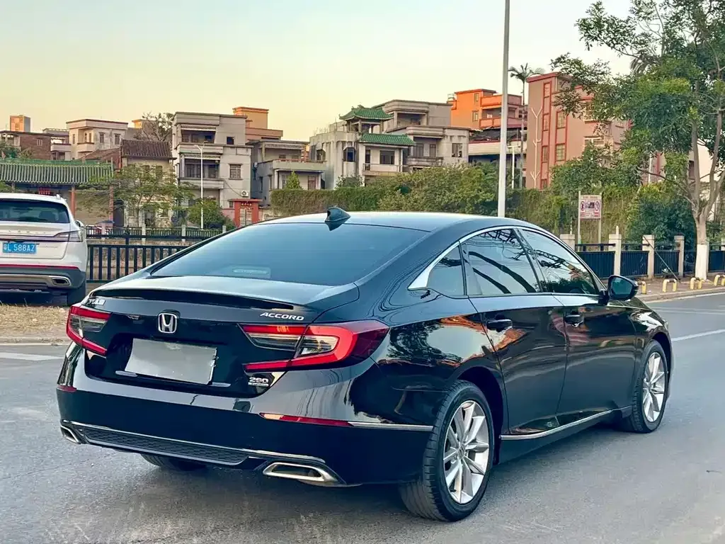 Honda Accord 2022 из CN, фото 4