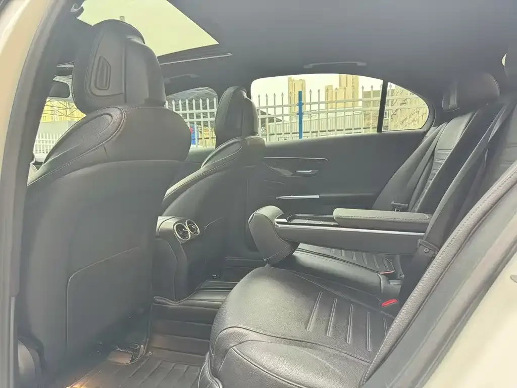 Mercedes-Benz C-Class 2022 из CN, фото 2