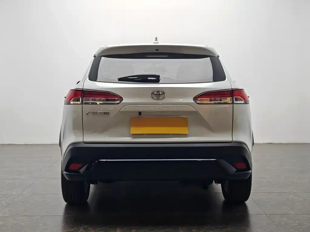 Toyota Frontlander 2023 из CN, фото 4